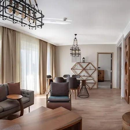 Zoo Hotel