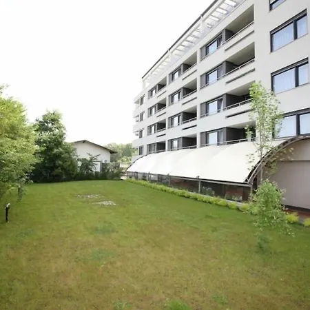 Zoo - Secured Paid Parking 4* صوفيا